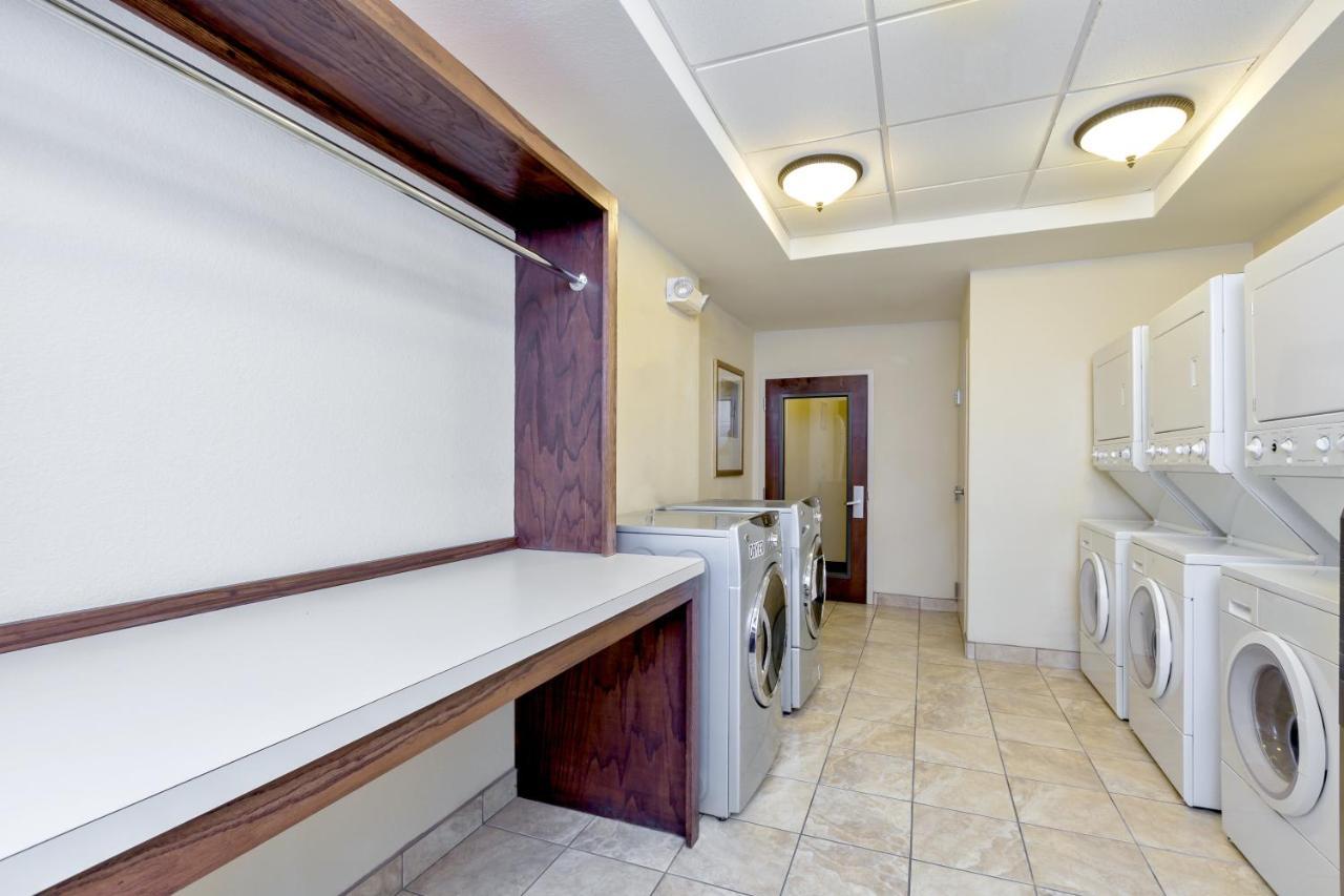 Staybridge Suites Mcallen By Ihg Eksteriør billede